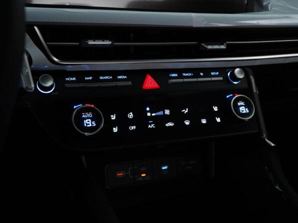 Hyundai Sonata VIII (DN8) Рестайлинг с пробегом 2026 года, цена 4 699 077 рублей, 18 км, седан, Автокод Объявления