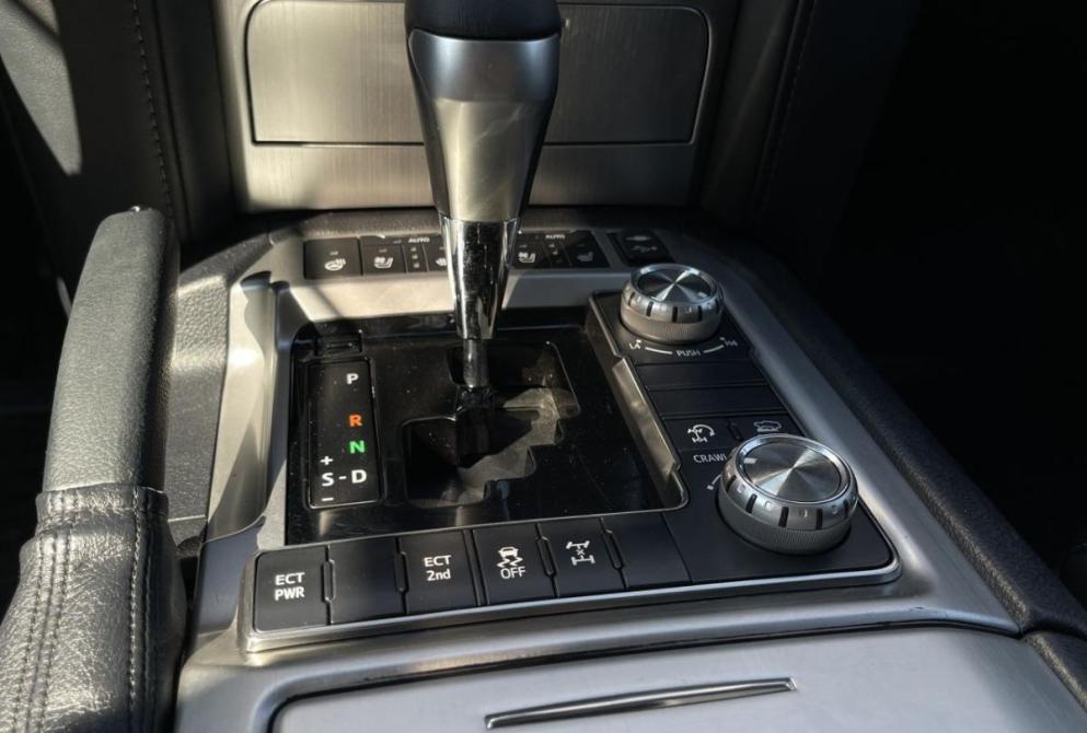 Toyota Land Cruiser 200 Series Рестайлинг 2 Красноярск  - изображение 17