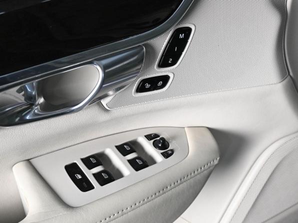 Volvo S90 II с пробегом 2017 года, цена 2 779 000 рублей, 241030 км, седан, Автокод Объявления