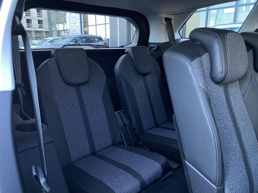 Peugeot 5008 II Москва  - изображение 28