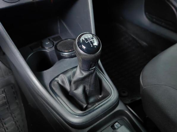 Volkswagen Polo V Рестайлинг с пробегом 2019 года, цена 875 000 рублей, 160052 км, седан, Автокод Объявления