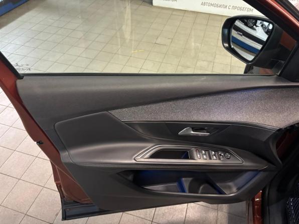 Peugeot 3008 II с пробегом 2017 года, цена 1 599 000 рублей, 162000 км, внедорожник, Автокод Объявления