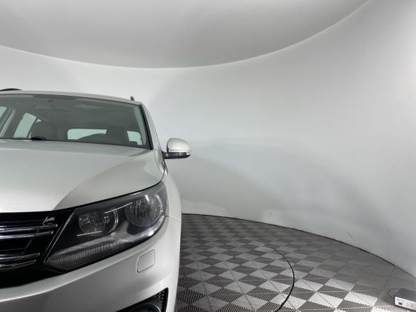 Volkswagen Tiguan I Рестайлинг с пробегом 2013 года, цена 1 099 000 рублей, 125000 км, внедорожник, Автокод Объявления