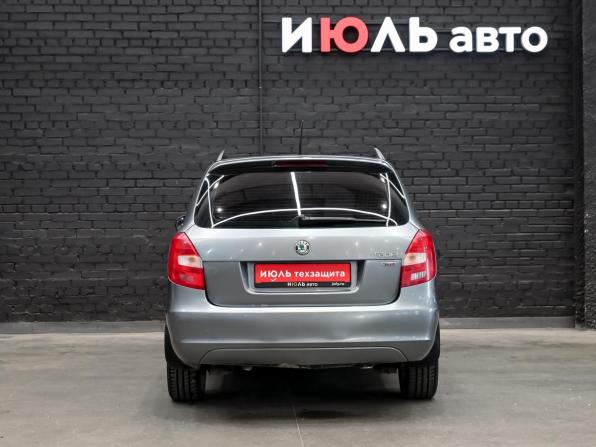 Skoda Fabia II Рестайлинг с пробегом 2012 года, цена 720 000 рублей, 208638 км, универсал, Автокод Объявления