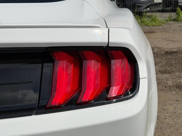 Ford Mustang VI Рестайлинг с пробегом 2022 года, цена 4 110 000 рублей, 43178 км, купе, Автокод Объявления