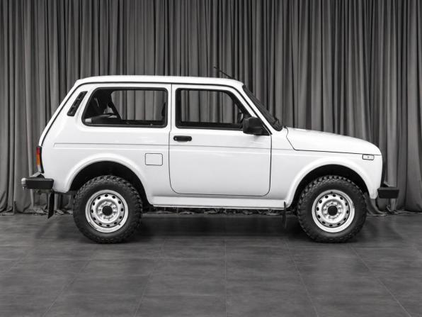 Lada (ВАЗ) Niva Legend I с пробегом 2025 года, цена 1 189 000 рублей, 6476 км, внедорожник, Автокод Объявления