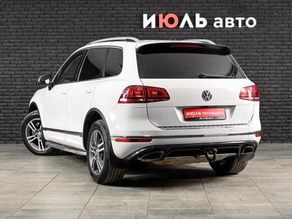 Volkswagen Touareg II Рестайлинг с пробегом 2016 года, цена 3 050 000 рублей, 237179 км, внедорожник, Автокод Объявления