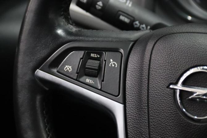 Opel Astra J с пробегом 2011 года, цена 795 850 рублей, 96643 км, хэтчбек, Автокод Объявления