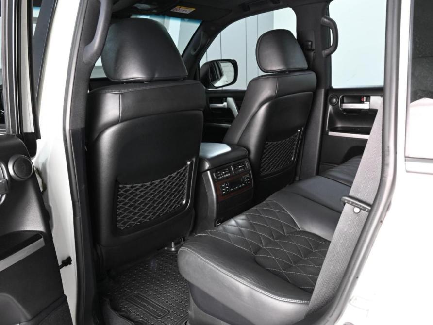 Toyota Land Cruiser 200 Series Рестайлинг 2 Ростов-на-Дону  - изображение 11