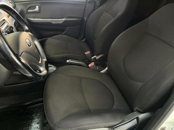 Kia Rio III с пробегом 2015 года, цена 987 770 рублей, 116362 км, хэтчбек, Автокод Объявления
