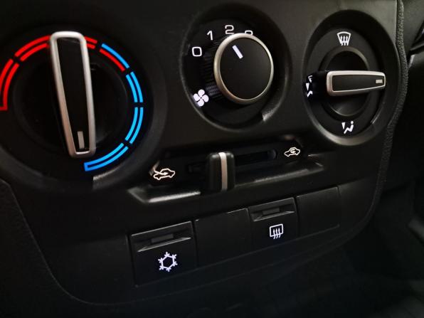Lada (ВАЗ) Granta I Рестайлинг с пробегом 2022 года, цена 820 000 рублей, 39589 км, седан, Автокод Объявления
