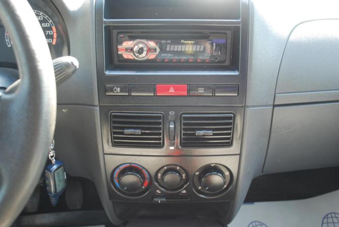 Fiat Albea I Рестайлинг с пробегом 2011 года, цена 335 000 рублей, 172000 км, седан, Автокод Объявления