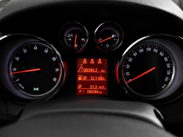 Opel Mokka I с пробегом 2013 года, цена 850 000 рублей, 195203 км, внедорожник, Автокод Объявления