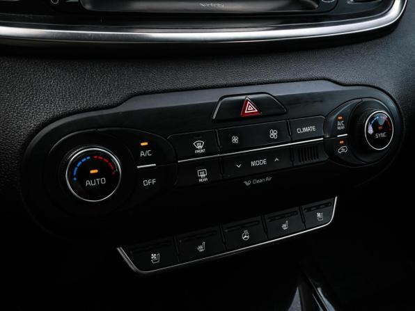 Kia Sorento III Prime с пробегом 2017 года, цена 2 199 000 рублей, 343987 км, внедорожник, Автокод Объявления