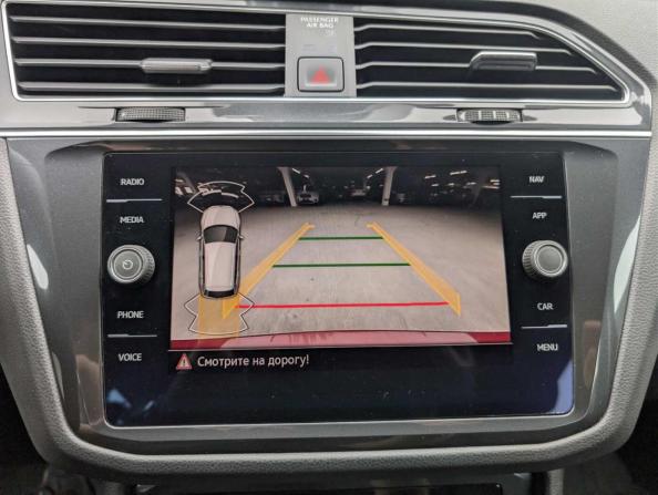 Volkswagen Tiguan II Рестайлинг с пробегом 2021 года, цена 2 747 000 рублей, 75159 км, внедорожник, Автокод Объявления