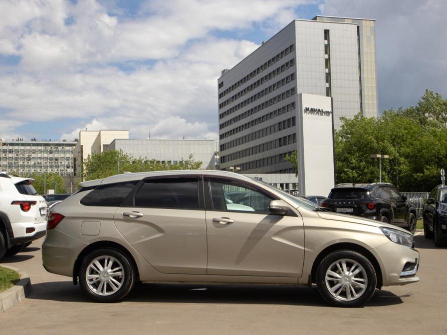 Lada (ВАЗ) Vesta I Москва  - изображение 3