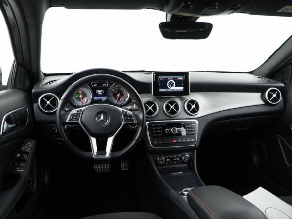 Mercedes-Benz GLA I (X156) с пробегом 2015 года, цена 2 174 444 рубля, 105240 км, внедорожник, Автокод Объявления