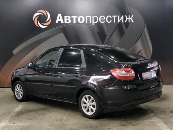 Lada (ВАЗ) Granta I с пробегом 2015 года, цена 400 000 рублей, 233886 км, лифтбек, Автокод Объявления