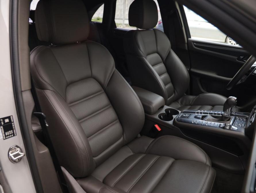 Porsche Macan I Рестайлинг Санкт-Петербург  - изображение 30