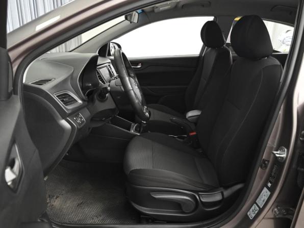 Hyundai Solaris II с пробегом 2019 года, цена 1 184 000 рублей, 143384 км, седан, Автокод Объявления