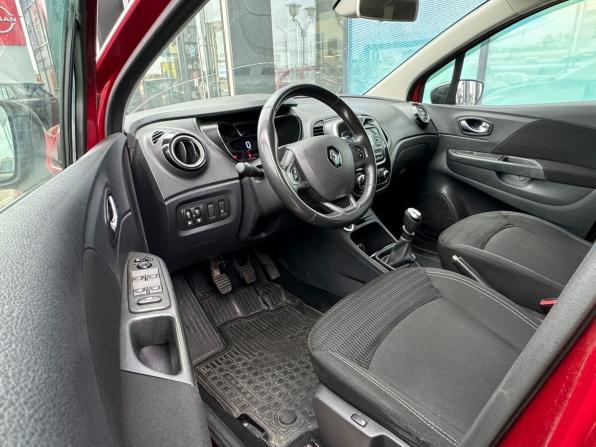 Renault Kaptur I с пробегом 2019 года, цена 1 640 000 рублей, 62218 км, внедорожник, Автокод Объявления