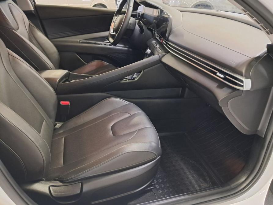 Hyundai Elantra VII (CN7) Рестайлинг Набережные Челны  - изображение 13