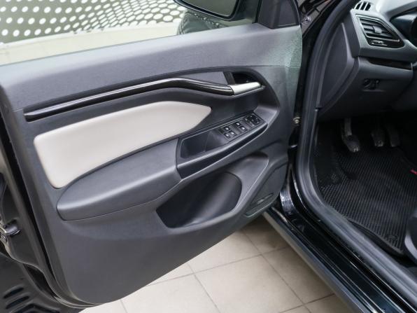 Lada (ВАЗ) Vesta I с пробегом 2021 года, цена 1 300 000 рублей, 41549 км, седан, Автокод Объявления