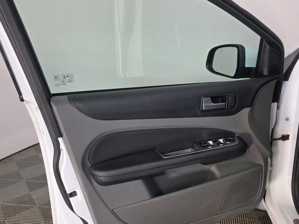 Ford Focus II Рестайлинг с пробегом 2011 года, цена 635 000 рублей, 150000 км, седан, Автокод Объявления