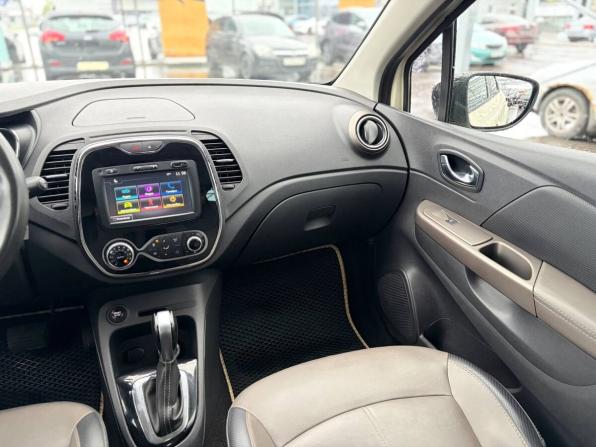 Renault Kaptur I с пробегом 2017 года, цена 1 125 000 рублей, 202000 км, внедорожник, Автокод Объявления