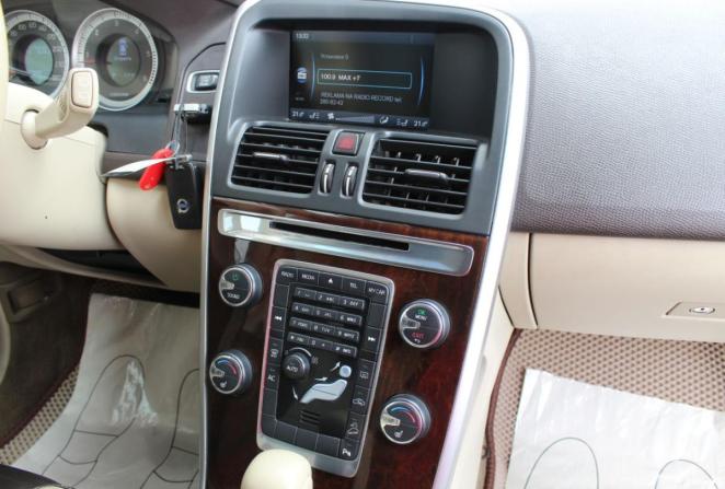 Volvo XC60 I с пробегом 2011 года, цена 1 350 000 рублей, 176043 км, внедорожник, Автокод Объявления
