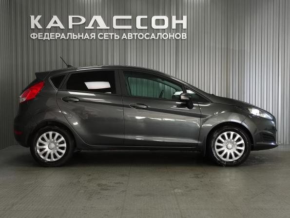 Ford Fiesta Mk6 Рестайлинг с пробегом 2018 года, цена 900 000 рублей, 140000 км, хэтчбек, Автокод Объявления