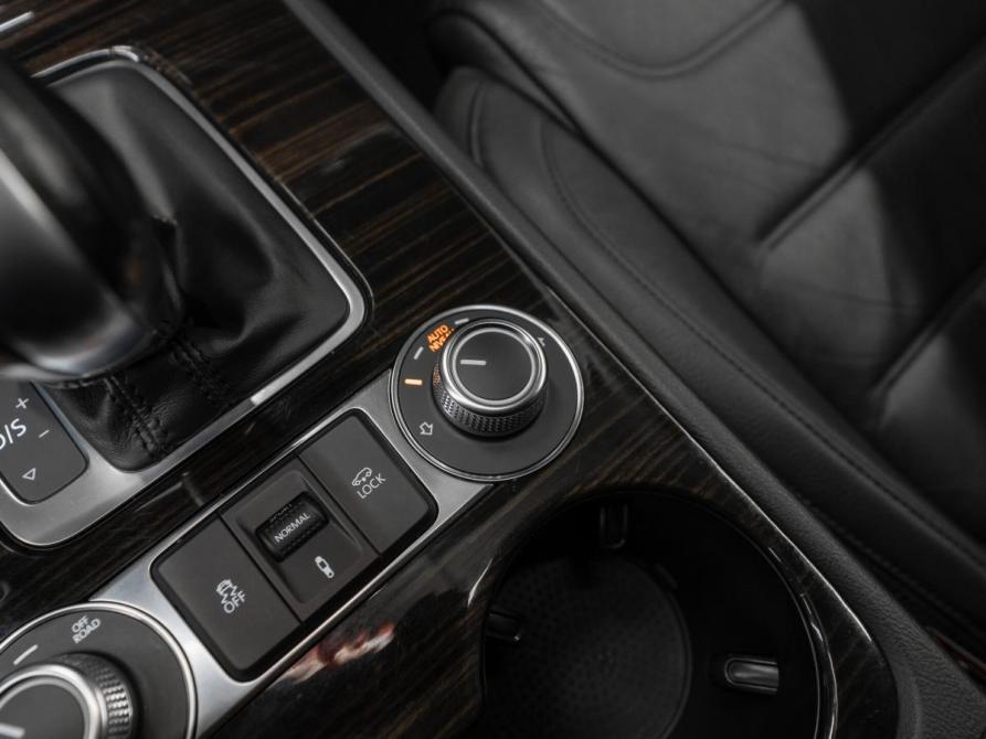 Volkswagen Touareg II Рестайлинг Москва  - изображение 27