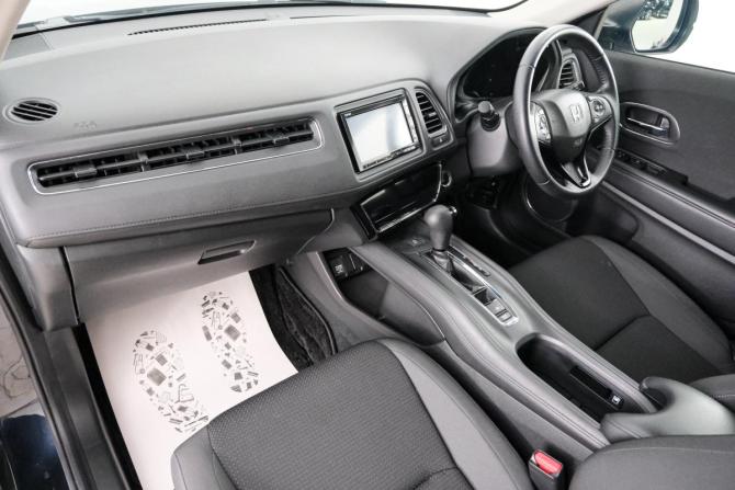Honda Vezel I Рестайлинг с пробегом 2020 года, цена 1 859 000 рублей, 40820 км, внедорожник, Автокод Объявления