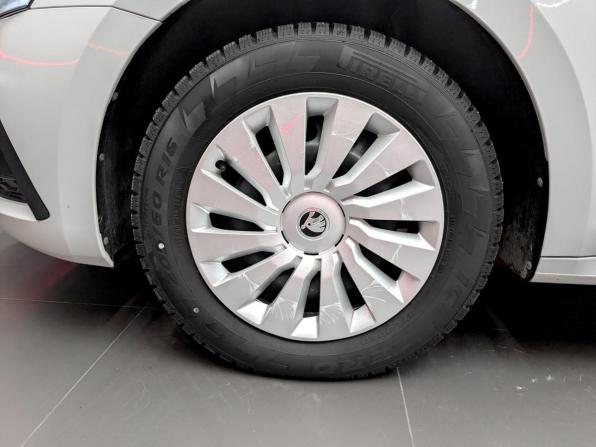 Skoda Octavia IV (A8) с пробегом 2021 года, цена 2 270 000 рублей, 76284 км, лифтбек, Автокод Объявления