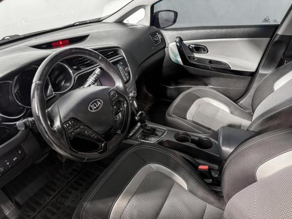 Kia Ceed II Рестайлинг с пробегом 2018 года, цена 1 075 025 рублей, 214982 км, универсал, Автокод Объявления