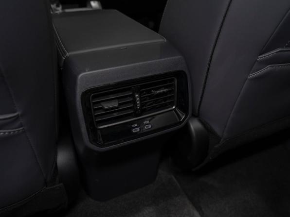 Toyota RAV4 VI (XA60) с пробегом 2026 года, цена 4 150 000 рублей, 9 км, внедорожник, Автокод Объявления