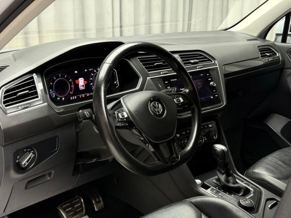 Volkswagen Tiguan II с пробегом 2019 года, цена 2 549 000 рублей, 133500 км, внедорожник, Автокод Объявления