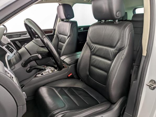 Volkswagen Touareg II Рестайлинг с пробегом 2016 года, цена 2 675 000 рублей, 147407 км, внедорожник, Автокод Объявления