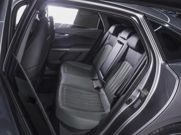 Changan Lamore с пробегом 2023 года, цена 2 090 000 рублей, 45255 км, седан, Автокод Объявления