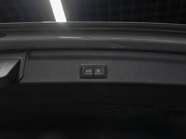 Audi Q3 II (F3) с пробегом 2025 года, цена 4 990 000 рублей, 17 км, внедорожник, Автокод Объявления