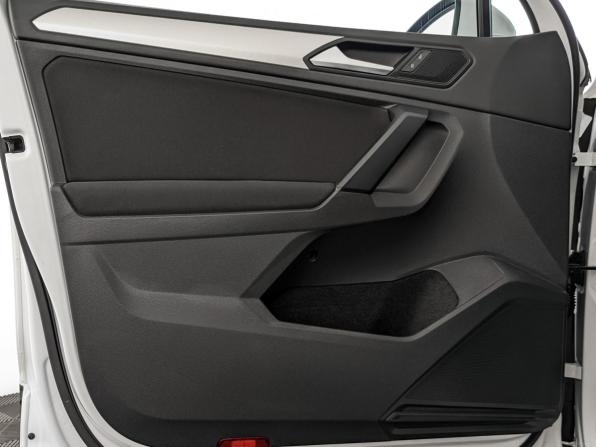 Volkswagen Tiguan II с пробегом 2019 года, цена 2 085 000 рублей, 139600 км, внедорожник, Автокод Объявления