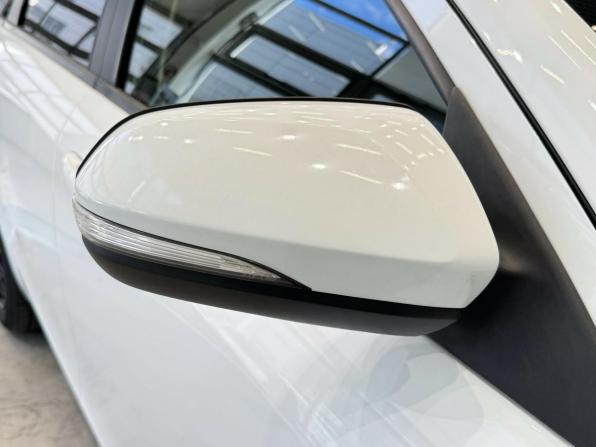 Lada (ВАЗ) Vesta I Рестайлинг (NG) с пробегом 2023 года, цена 1 265 000 рублей, 30184 км, универсал, Автокод Объявления