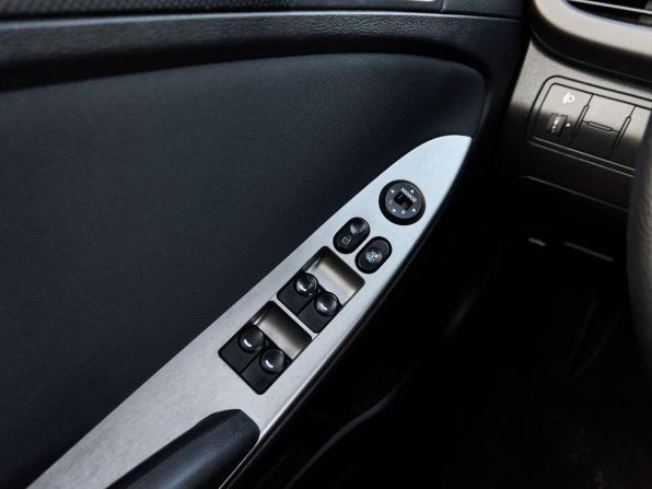 Hyundai Solaris I Рестайлинг с пробегом 2016 года, цена 964 000 рублей, 147629 км, седан, Автокод Объявления