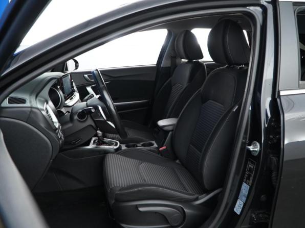 Kia Ceed III Рестайлинг с пробегом 2022 года, цена 1 850 000 рублей, 79678 км, универсал, Автокод Объявления