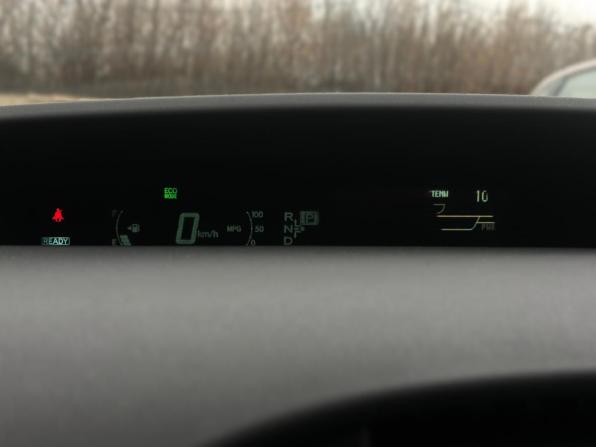 Toyota Prius III Рестайлинг (XW30) с пробегом 2013 года, цена 1 064 000 рублей, 160516 км, лифтбек, Автокод Объявления