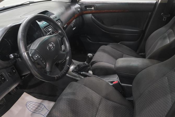 Toyota Avensis II с пробегом 2005 года, цена 749 000 рублей, 275000 км, седан, Автокод Объявления