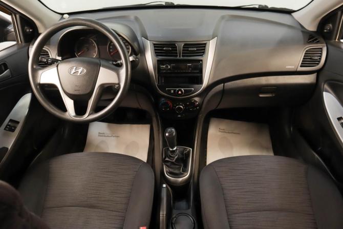Hyundai Solaris I Рестайлинг с пробегом 2015 года, цена 859 000 рублей, 194000 км, хэтчбек, Автокод Объявления