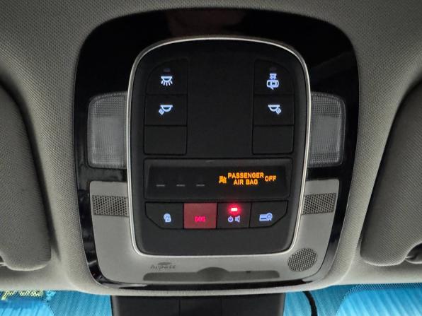 Hyundai Santa Fe IV Рестайлинг с пробегом 2022 года, цена 2 600 000 рублей, 121419 км, внедорожник, Автокод Объявления