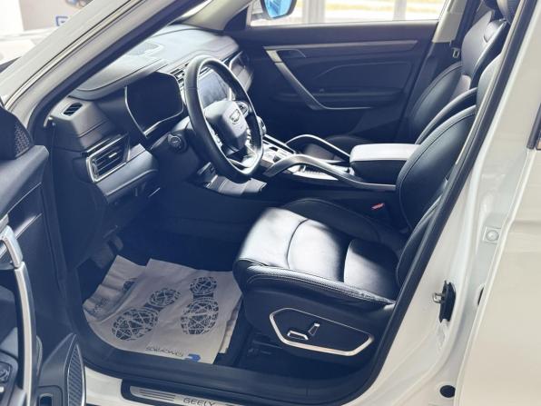 Geely Atlas Pro с пробегом 2022 года, цена 2 059 000 рублей, 68128 км, внедорожник, Автокод Объявления