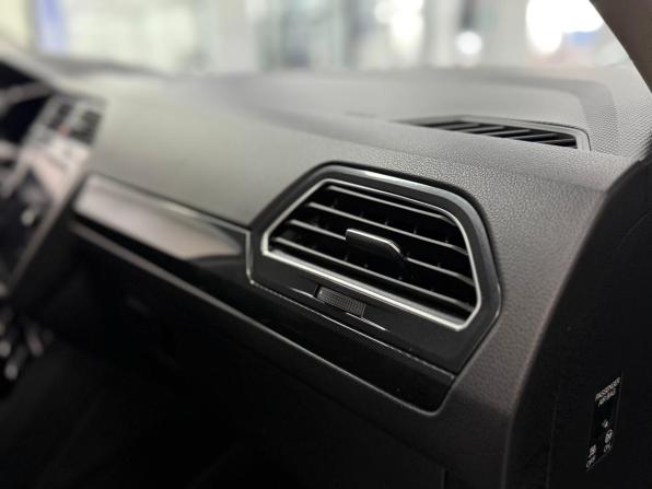 Volkswagen Tiguan II с пробегом 2018 года, цена 2 950 000 рублей, 97000 км, внедорожник, Автокод Объявления